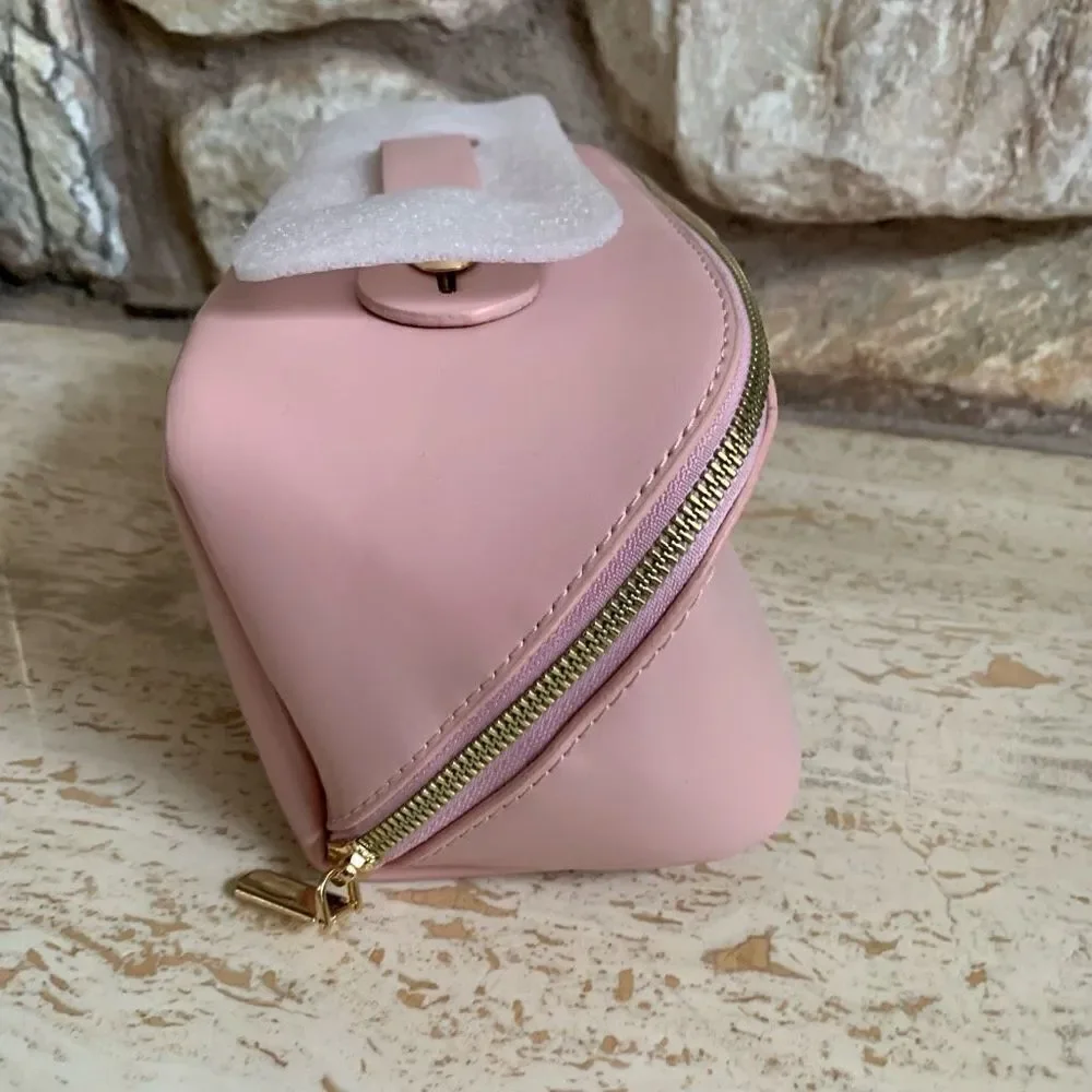 New travel organizer